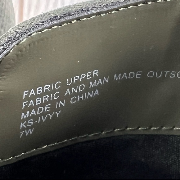 Karen Scott Women's Ivyy Mixed-Media Buckle Booties 7W Olive Green $70 - Picture 6 of 9